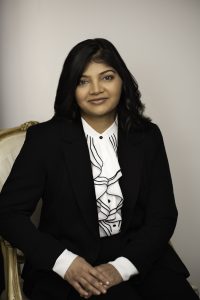 Dr. Oza HiRes my pic small size 200x300