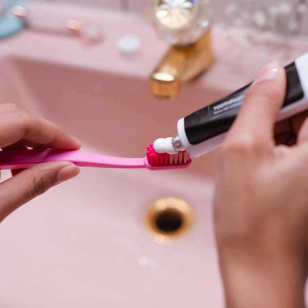 Fluoride Alternatives in Toothpaste